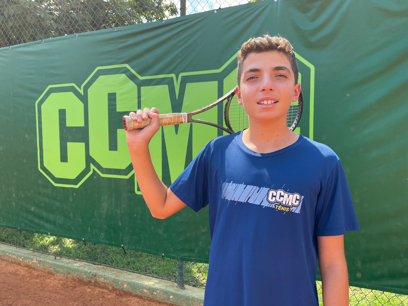 Mogiano de 13 anos é vice-campeão em competição de tênis em São Paulo
