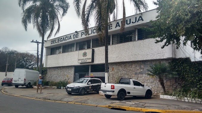 Homem que mantinha esposa e crianças em cárcere privado é preso em flagrante, em Arujá