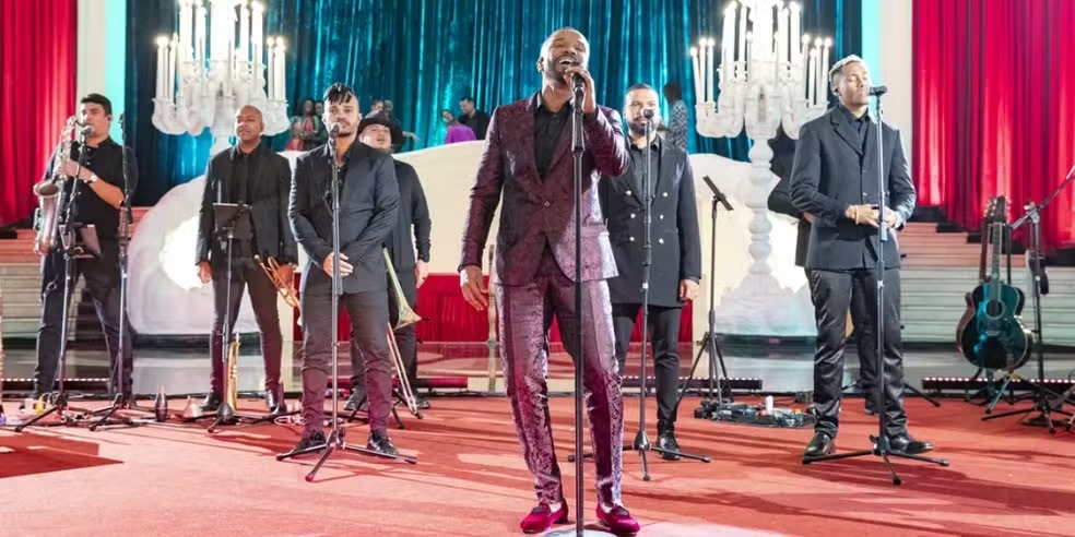 Show de Alexandre Pires no 'Suzano Fest' arrecada mais de 100 toneladas de alimentos