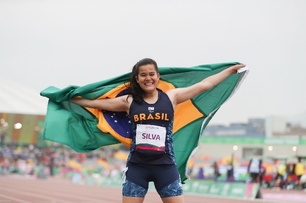 Verônica Hipólito já passou por inúmeros problemas de saúde e adversidade | Divulgação.