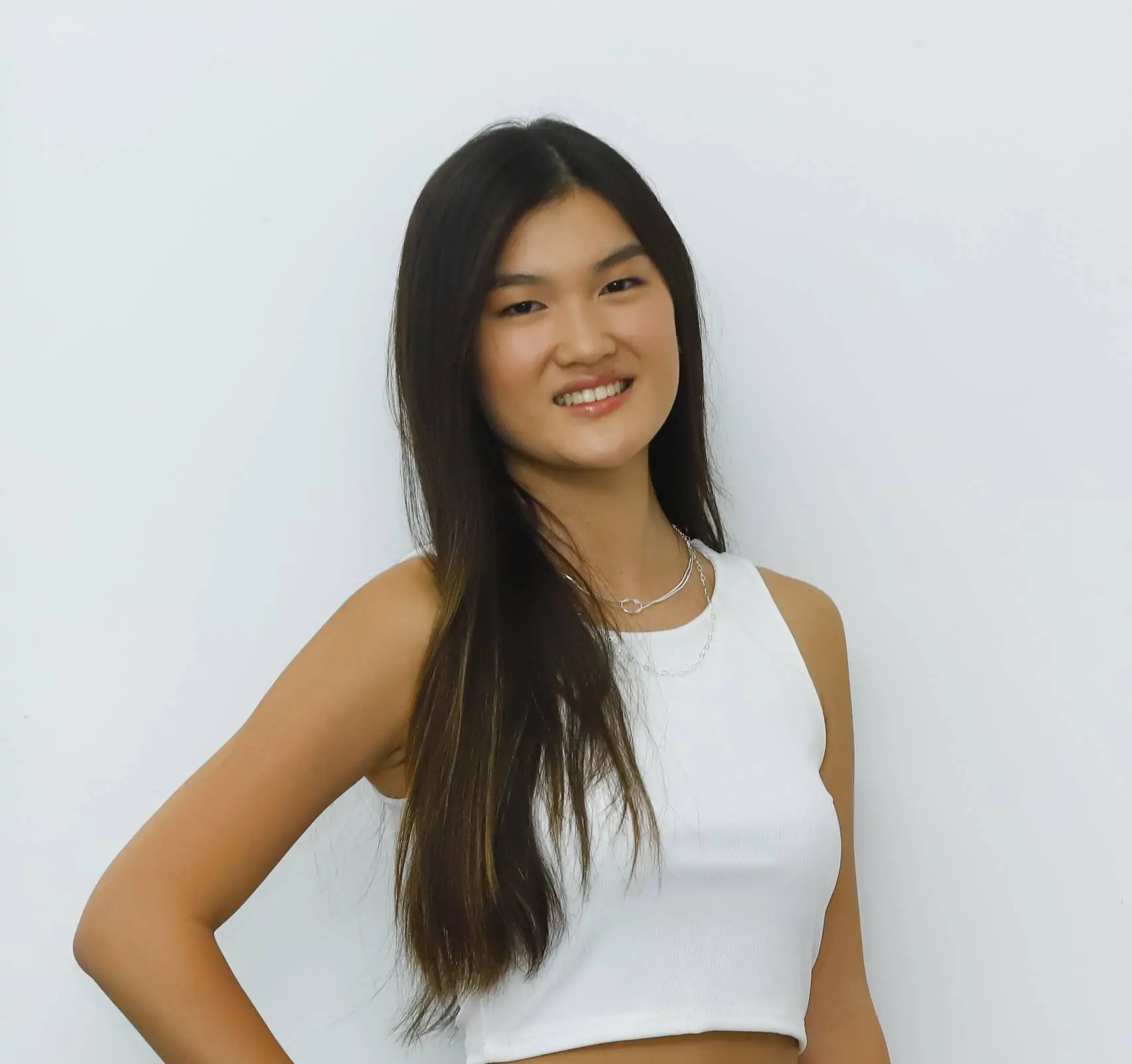 Sabrina Sakamoto tem 17 anos e sempre quis participar do Miss Akimatsuri