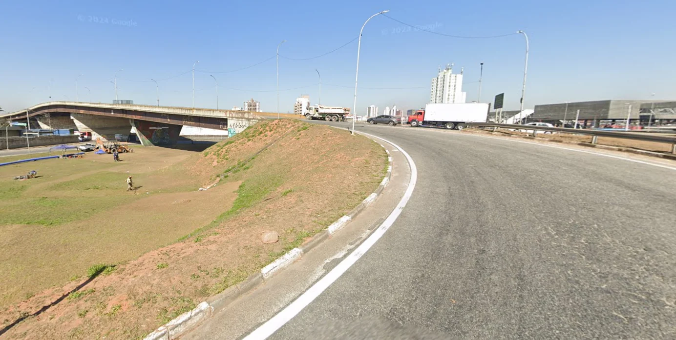 Suzano anuncia interdição na saída do viaduto Leon Feffer a partir de segunda-feira