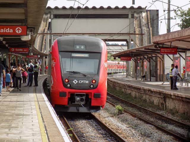 Adolescente é vítima de importunação sexual em trem da Linha 11-Coral, da CPTM