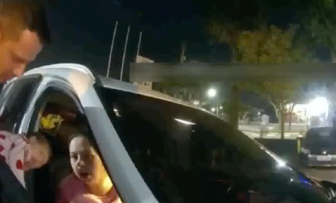 VÍDEO: Policial salva a vida de bebê de 30 dias em Arujá