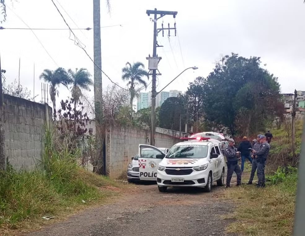 Homem é morto após reagir a abordagem policial em Ferraz; outro suspeito ficou ferido