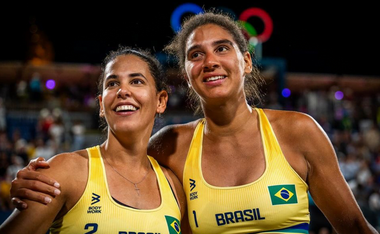 Duda e Ana Patrícia garantem medalha para o Brasil no vôlei de praia