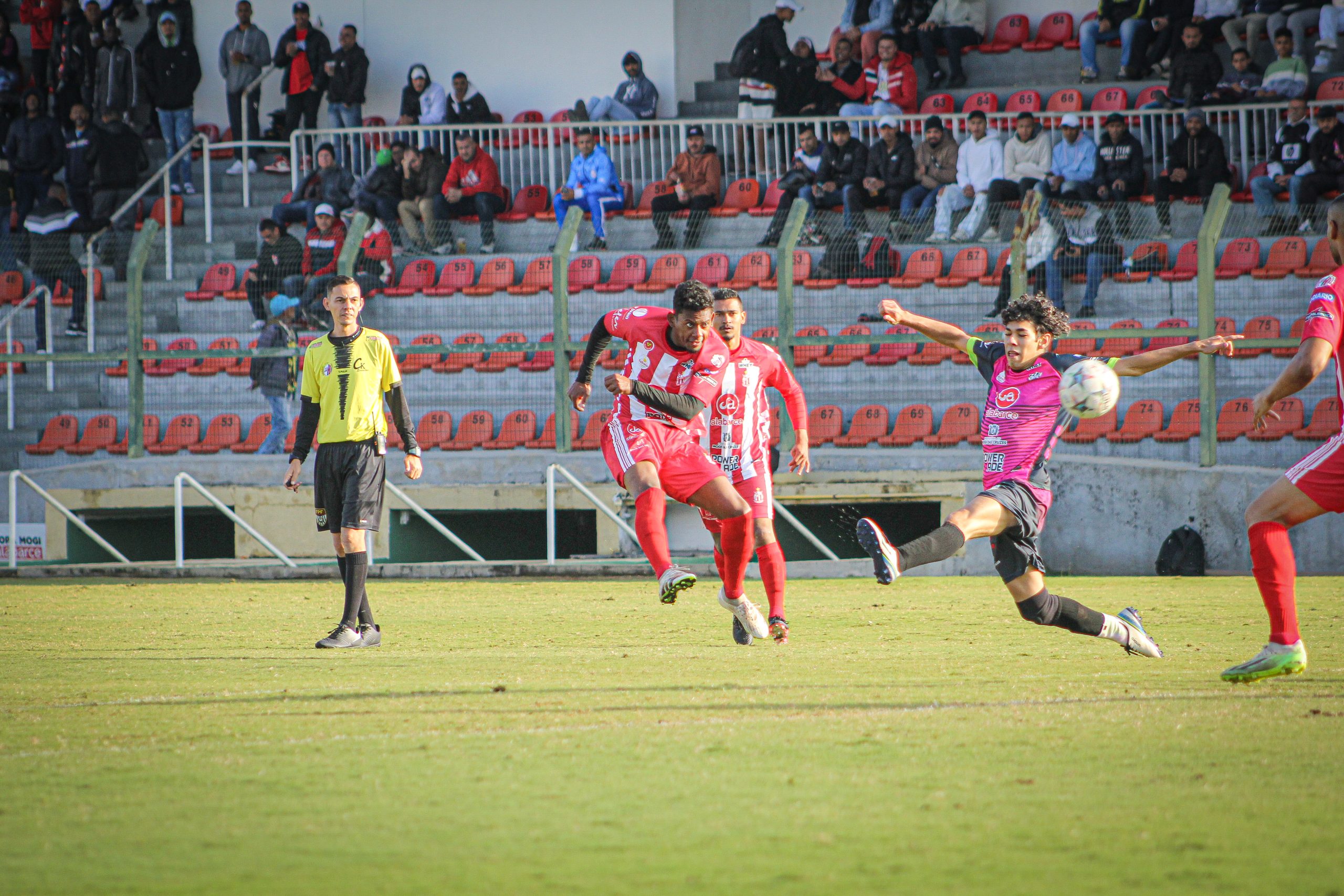Oito equipes ainda sonham com o prêmio de R$ 40 mil da Copa Alabarce