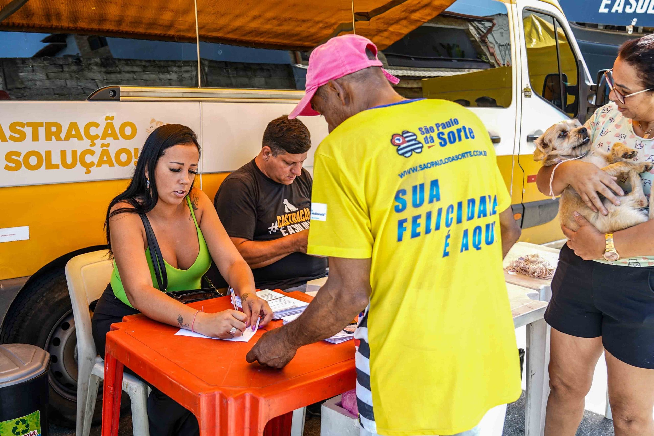 Ferraz abre inscrições para castração gratuita nesta quarta