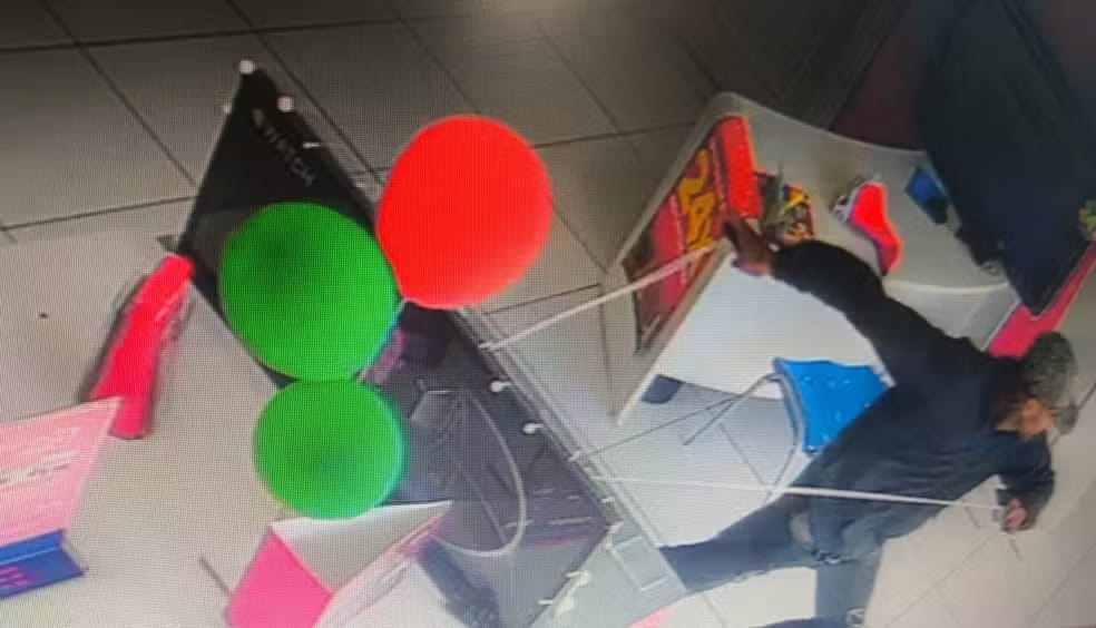 Suspeito morre em acidente após furtar celulares em Guararema