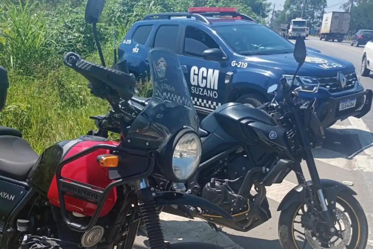 GCM apreende 532 porções de drogas, prende suspeito e recupera motos roubadas em Suzano