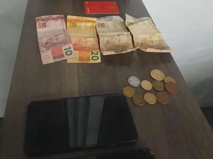 Dupla é presa em flagrante suspeita de roubar celulares em Mogi das Cruzes