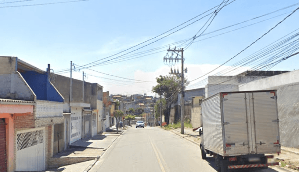 Polícia identifica suspeitos e busca foragidos após homicídio em Itaquaquecetuba