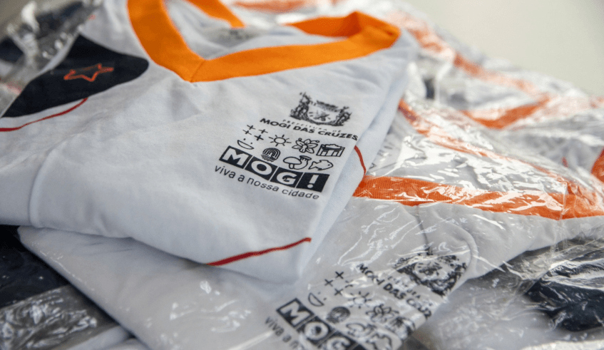 Mogi suspende licitação para compra de uniformes escolares por tempo indeterminado