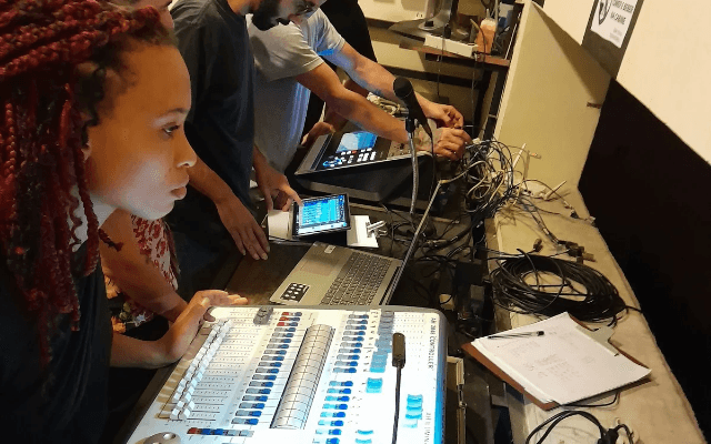 Inscrições para cursos gratuitos de técnicas em artes cênicas encerram neste domingo (11) em Mogi