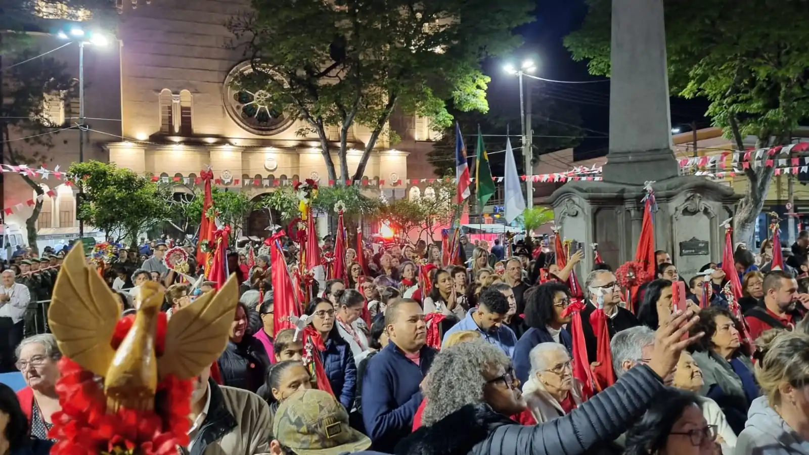 Fora do estúdio, Diário Comunidade mostra os bastidores e tradições da Festa do Divino