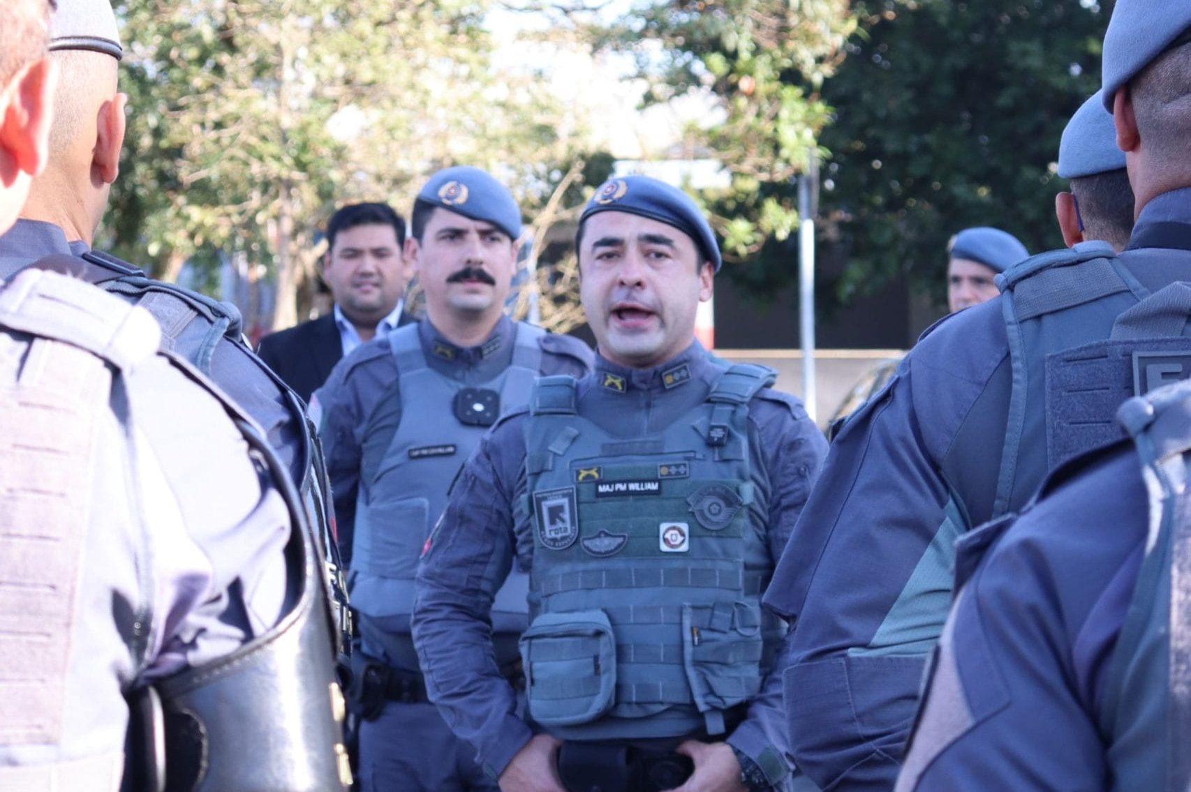 Operação conjunta entre PM e GCM em Suzano prende dois e apreende 10 kg de drogas