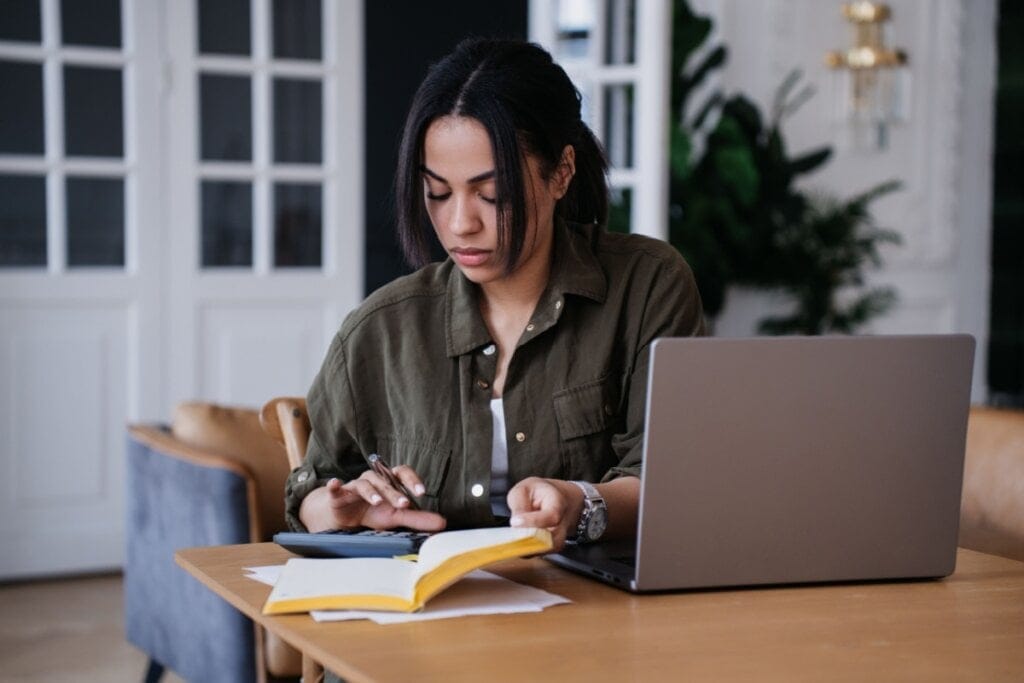 5 dicas para começar a empreender com artesanato
