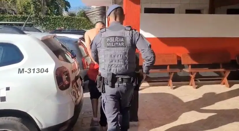 Homem é preso após tentar estuprar motorista de aplicativo durante corrida, em Arujá
