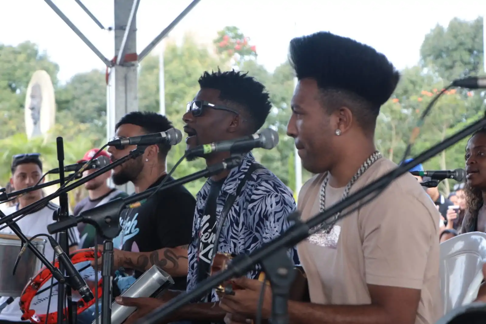 Max Feffer recebe mais uma edição do 'Samba no Parque' neste domingo (3)