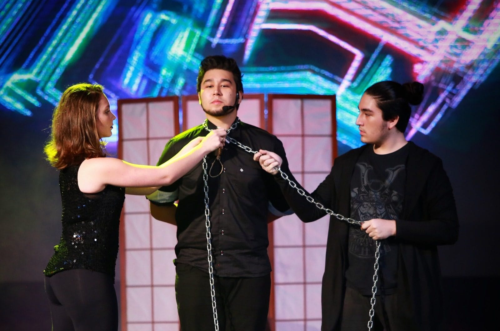 Show de ilusionismo japonês, com Kevin Iwassaki, é atração no Tanabata Matsuri em Mogi