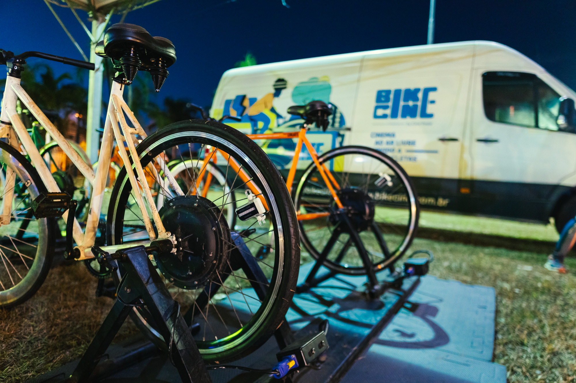 Mogi e Guararema recebem o projeto BikeCine nesta sexta e sábado