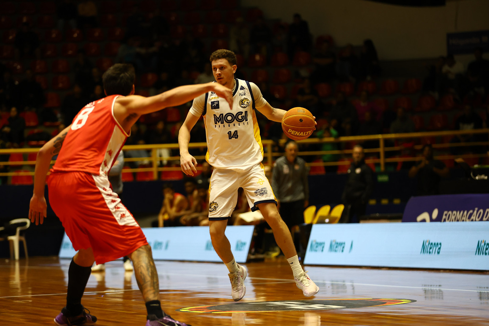 Mogi Basquete derrota Paulistano e garante vaga na semifinal do Paulista