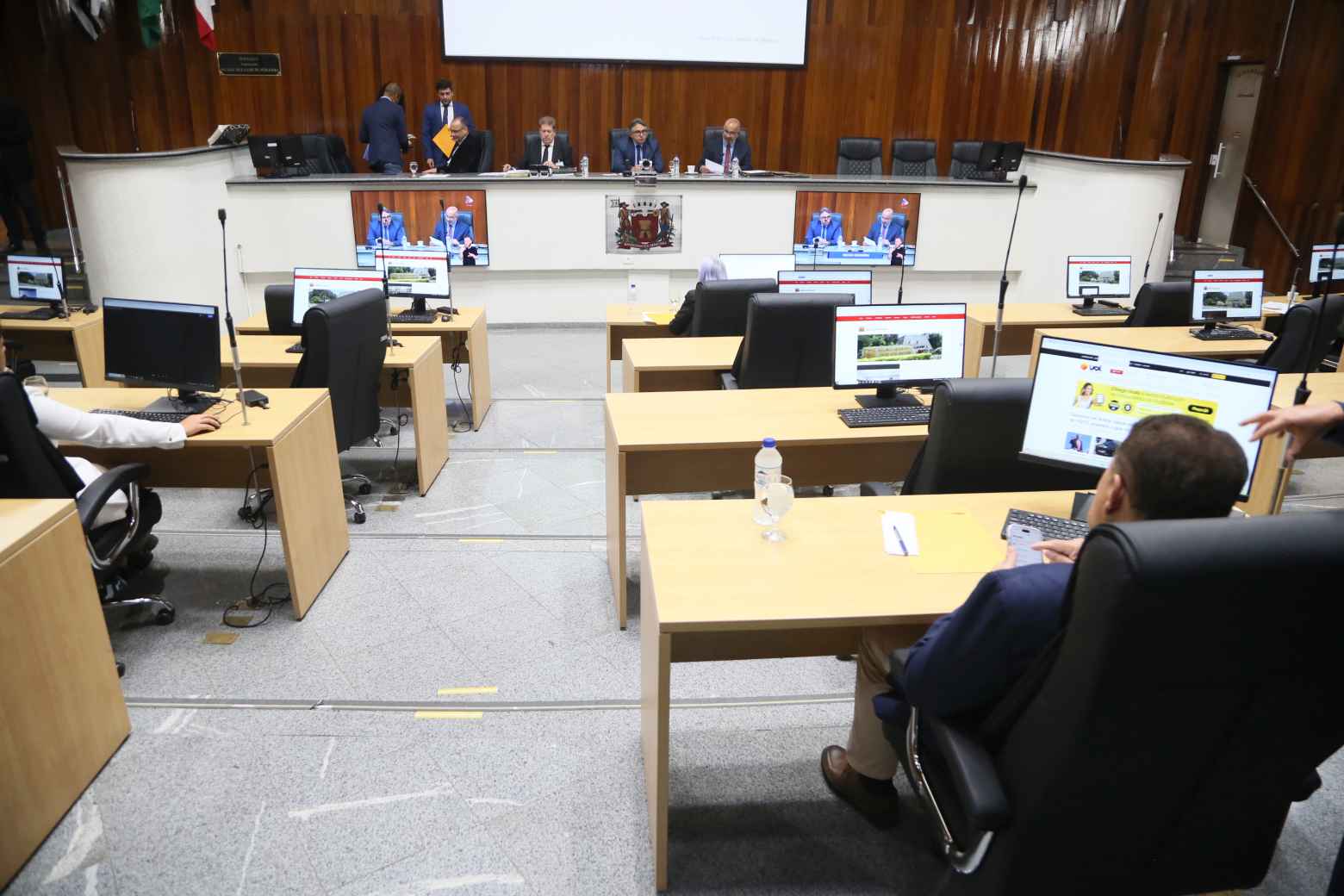 Vereadores de Mogi aprovam projeto para permitir fisioterapeutas em maternidades