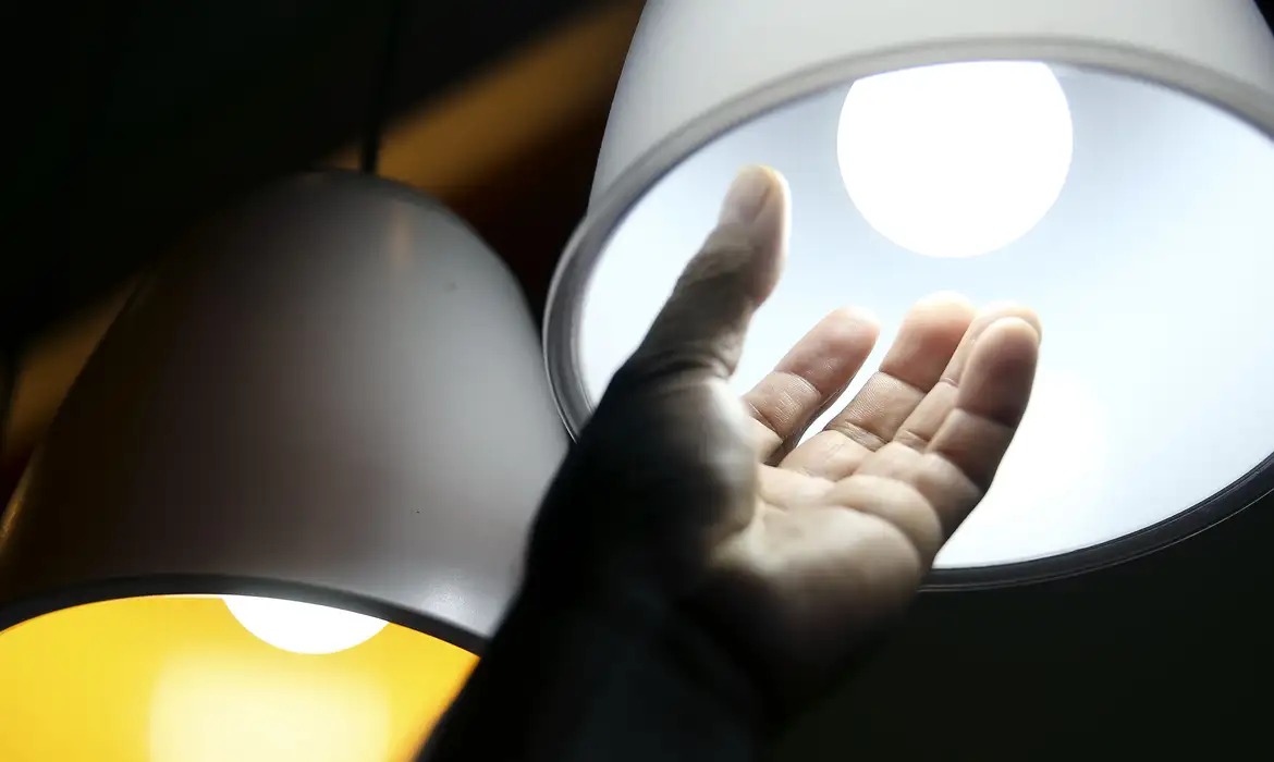 Conta de luz fica mais cara no Alto Tietê a partir da próxima semana