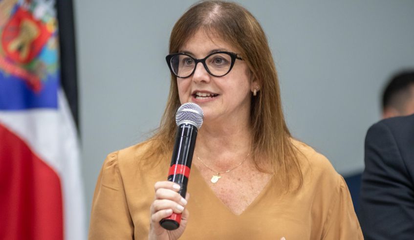 Câmara de Mogi das Cruzes aprova licença de Mara Bertaiolli