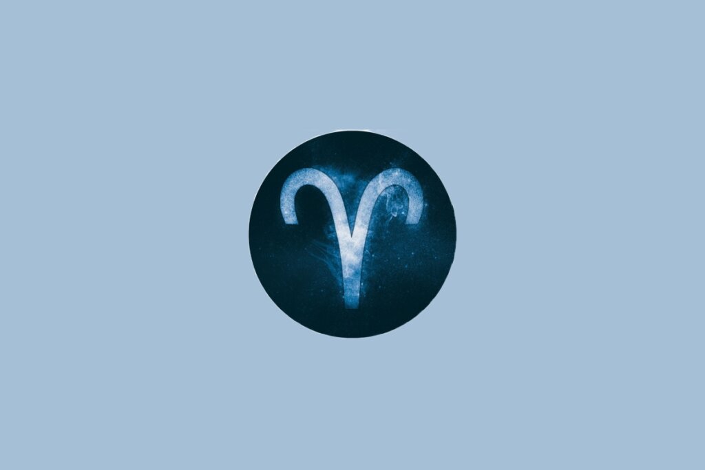 Ilustração do signo de Áries, em fundo azulado, com símbolo de dois traços curvos partindo de um ponto central