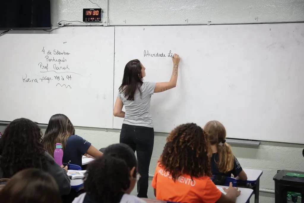 São Paulo quer rebalancear quadros de gestão em escolas estaduais; entenda mudança