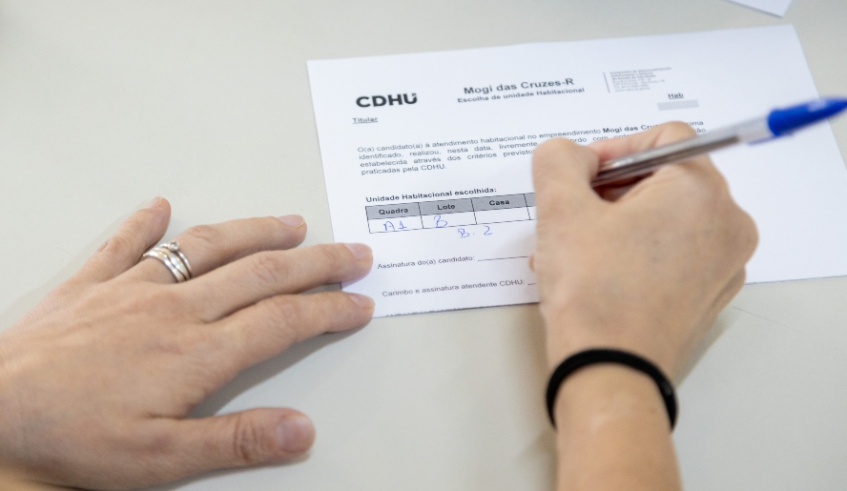 Mais cinco famílias são contempladas com unidades habitacionais do Condomínio Mogi R