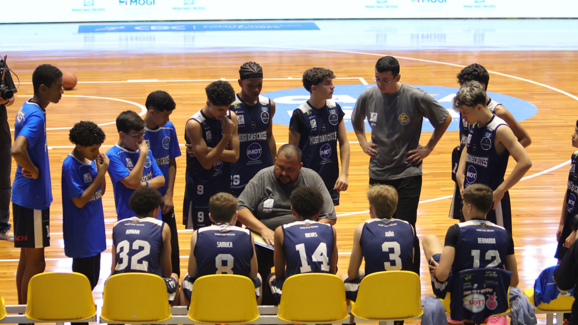 SUB 13 do Mogi Basquete disputa as finais do Campeonato Estadual