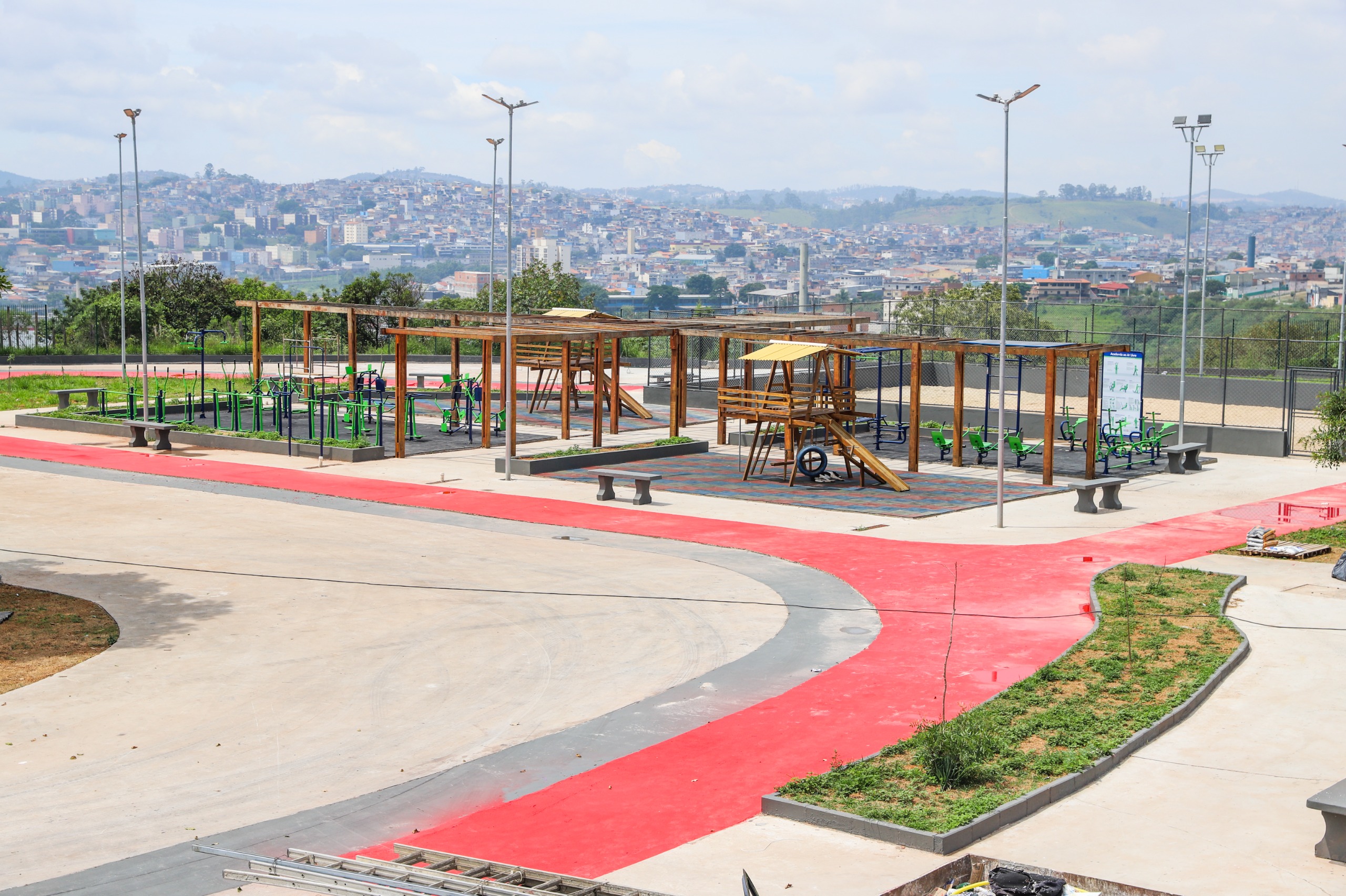 Prefeitura de Ferraz de Vasconcelos entrega Vila Olímpica neste domingo (14)