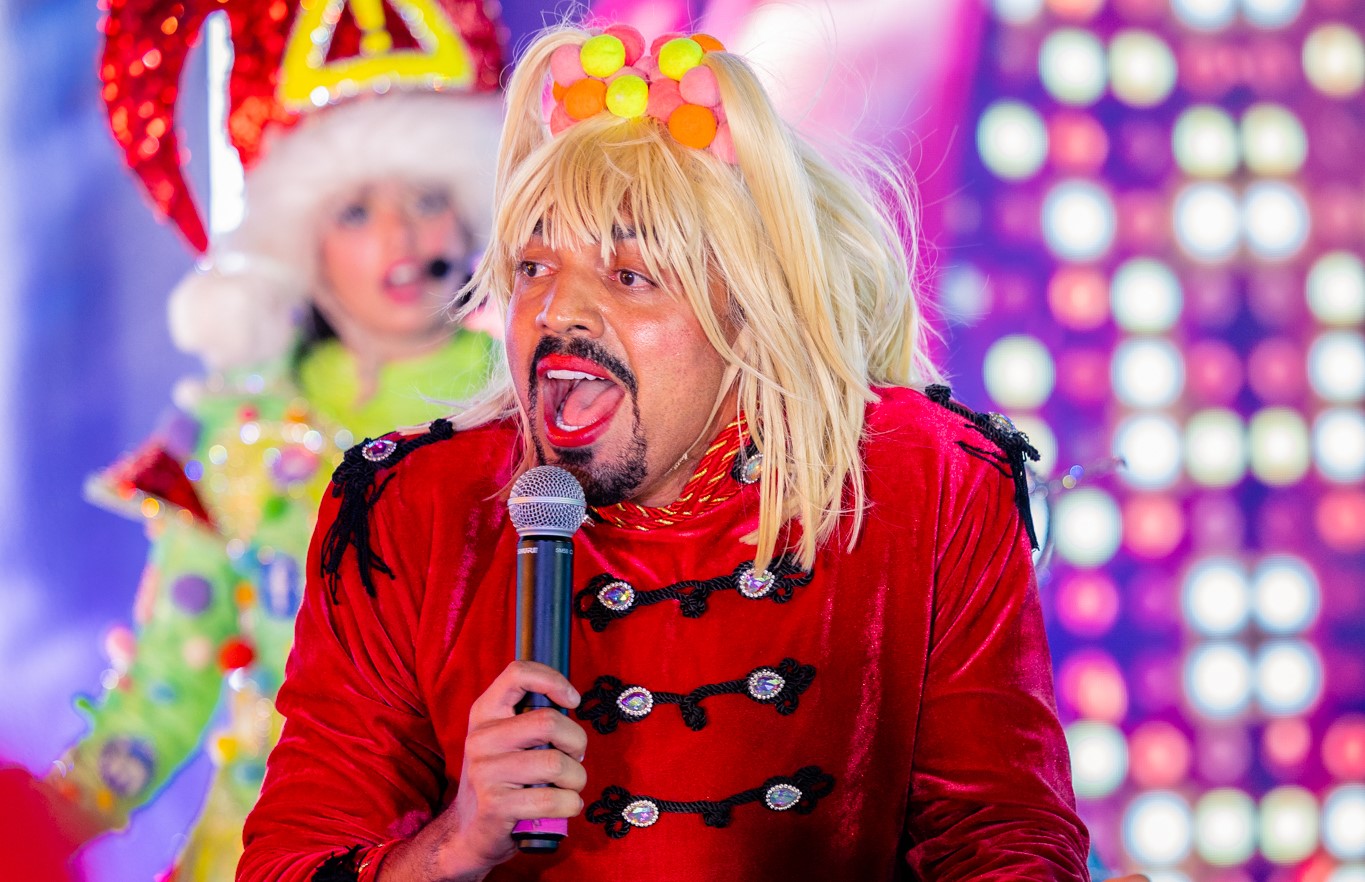 Tirullipa se apresenta em Itaquaquecetuba com espetáculo circense de Natal neste domingo (7)