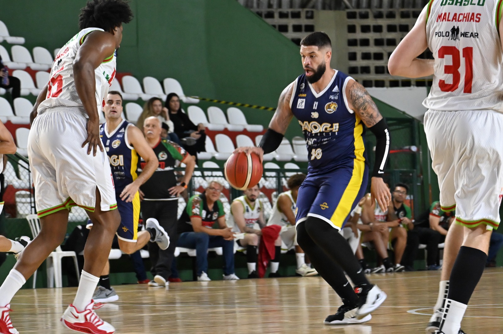 Mogi Basquete conquista nona vitória ao superar o Basket Osasco pelo NBB