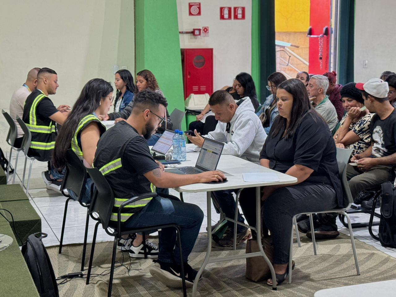 Itaquaquecetuba abre seleção para 2 mil vagas temporárias; veja como se inscrever