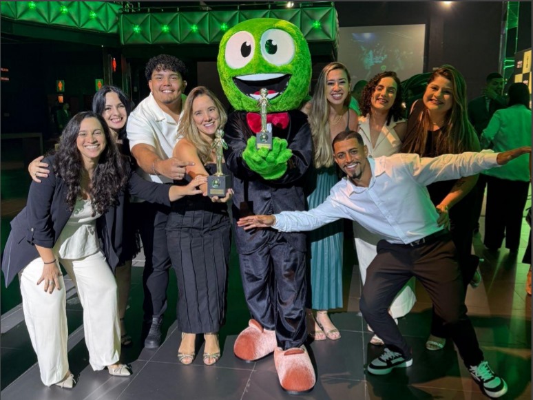 Hapvida vence prêmio Reclame Aqui 2025 e comemora evolução na satisfação dos beneficiários