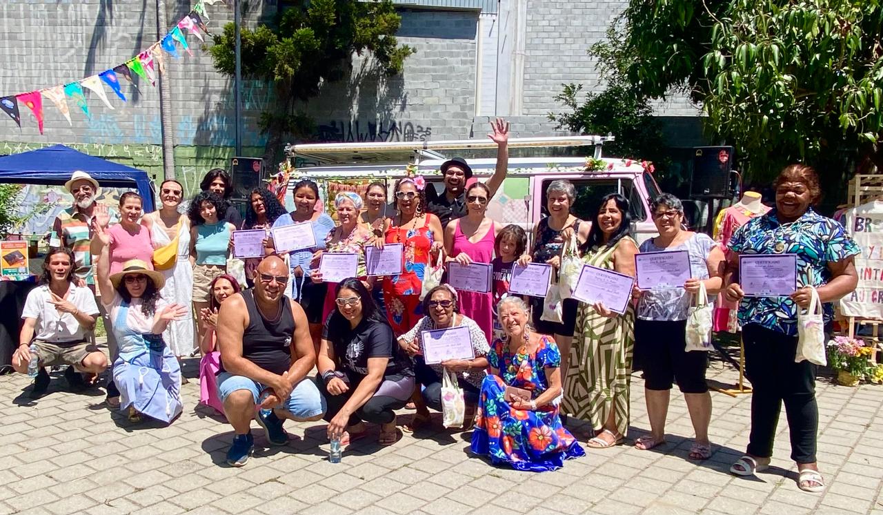Ateliê itinerante Onírica entrega diplomas para mais de 50 mulheres em Poá