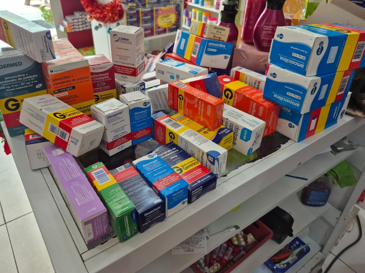 Vigilância Sanitária de Suzano apreende medicamentos, suplementos e cosméticos irregulares no Jardim Revista