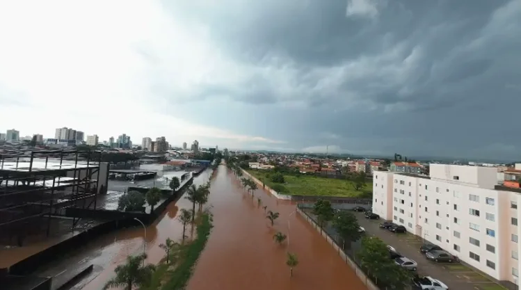 Com 115mm em menos de uma hora, Suzano registra maior volume de chuva no Alto Tietê