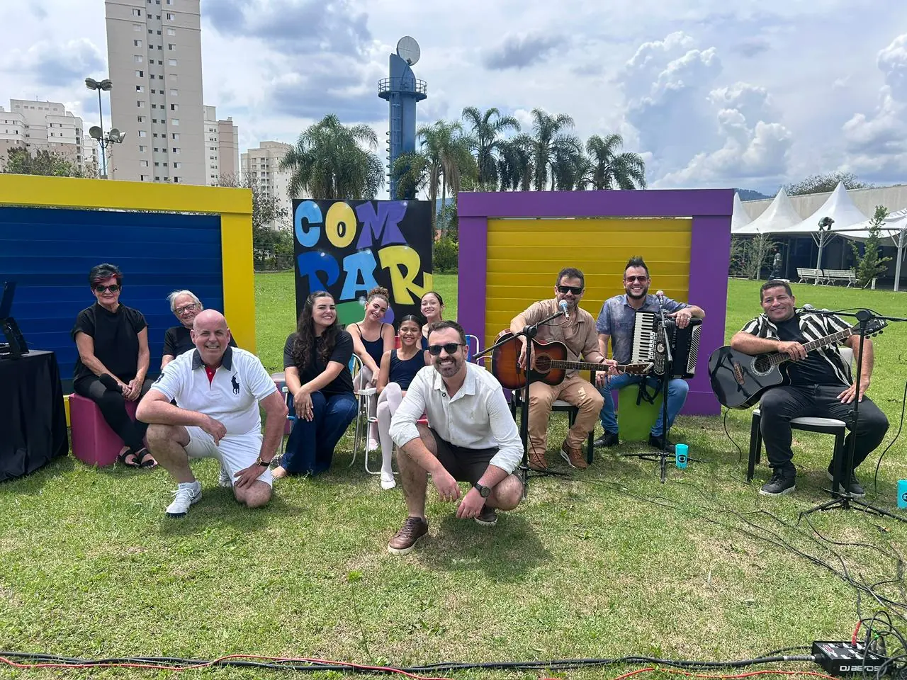 Compartilha de Verão leva música e entretenimento para o quintal da TV Diário neste sábado