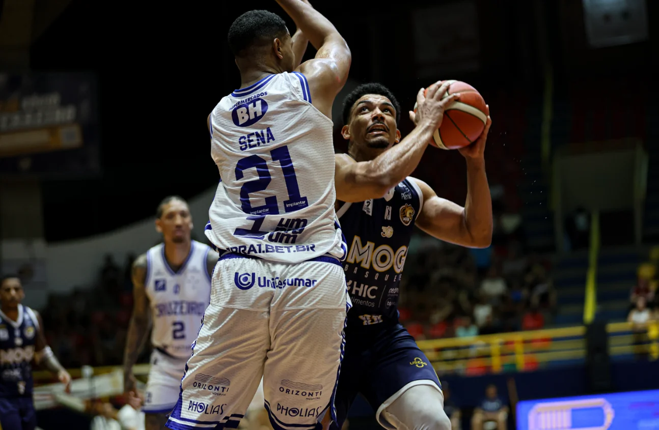 Cruzeiro vence Mogi Basquete por 70 a 69 no Hugão em partida pelo NBB CAIXA