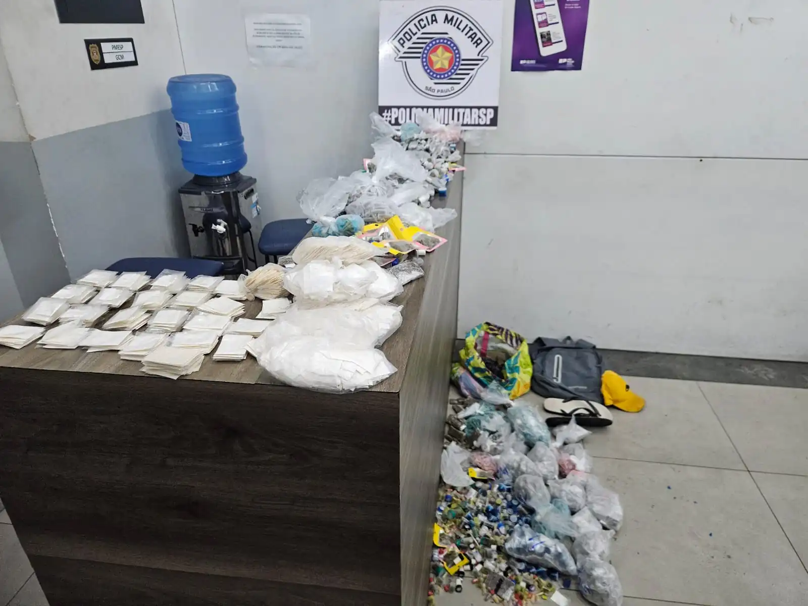 PM apreende quase 10 kg de drogas e prende dois por tráfico em Mogi das Cruzes