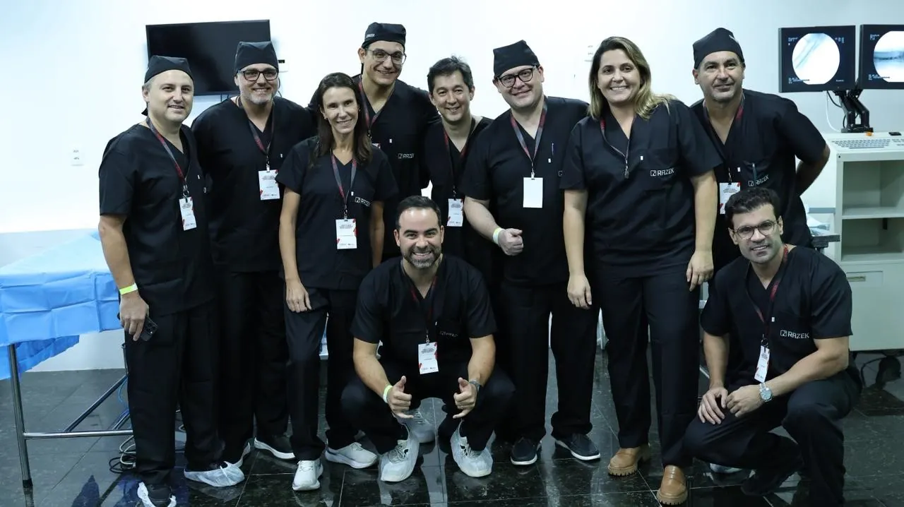 Ortopedista do Imot ensina médicos sobre cirurgias inovadoras para pé e tornozelo