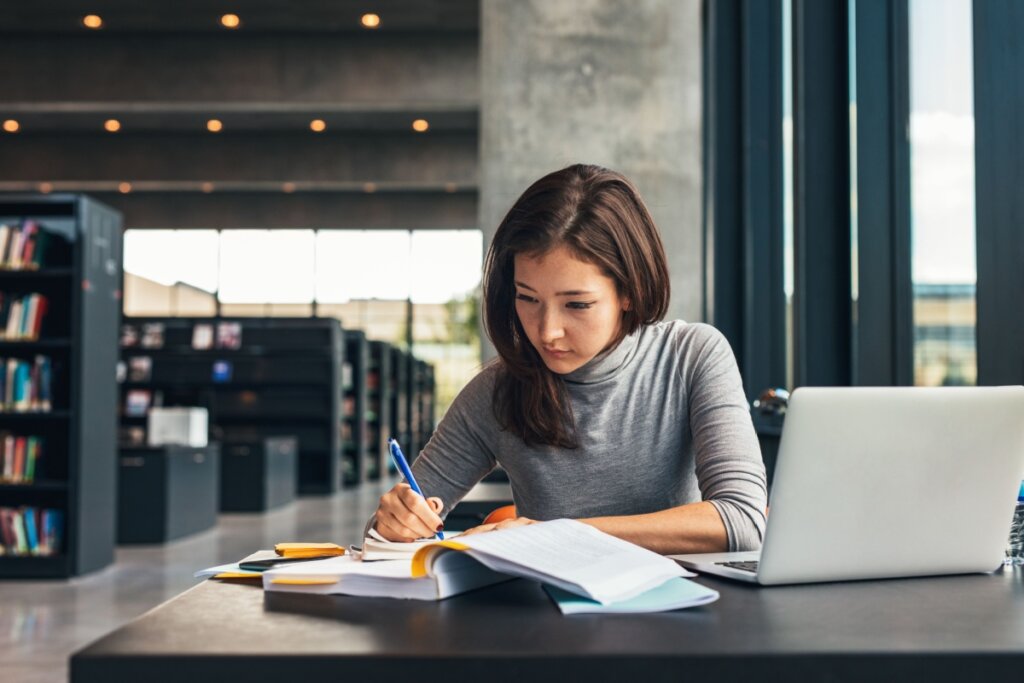 Vestibular USP e Unicamp 2027: confira dicas práticas para se preparar desde já