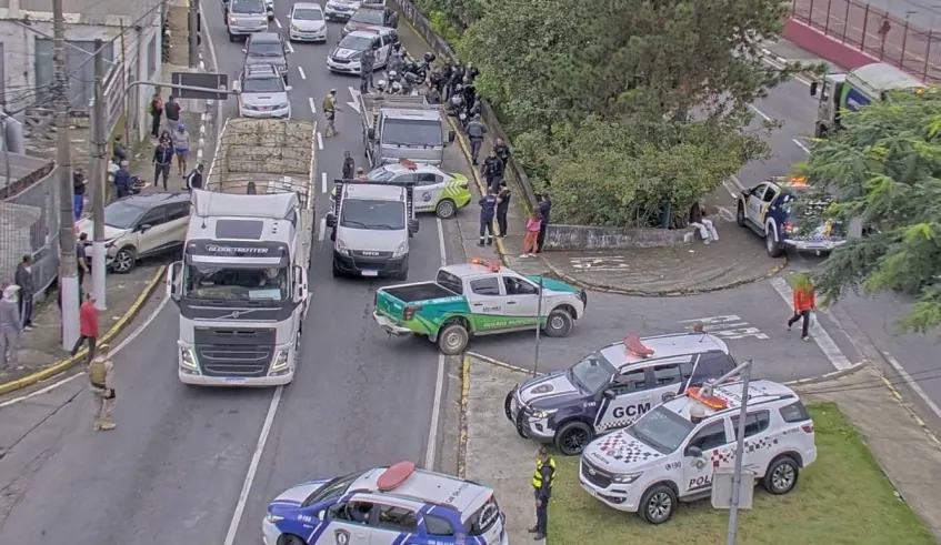 Vídeo: GCM de Mogi das Cruzes prende acusado de furtar veículo da Prefeitura de Guarulhos