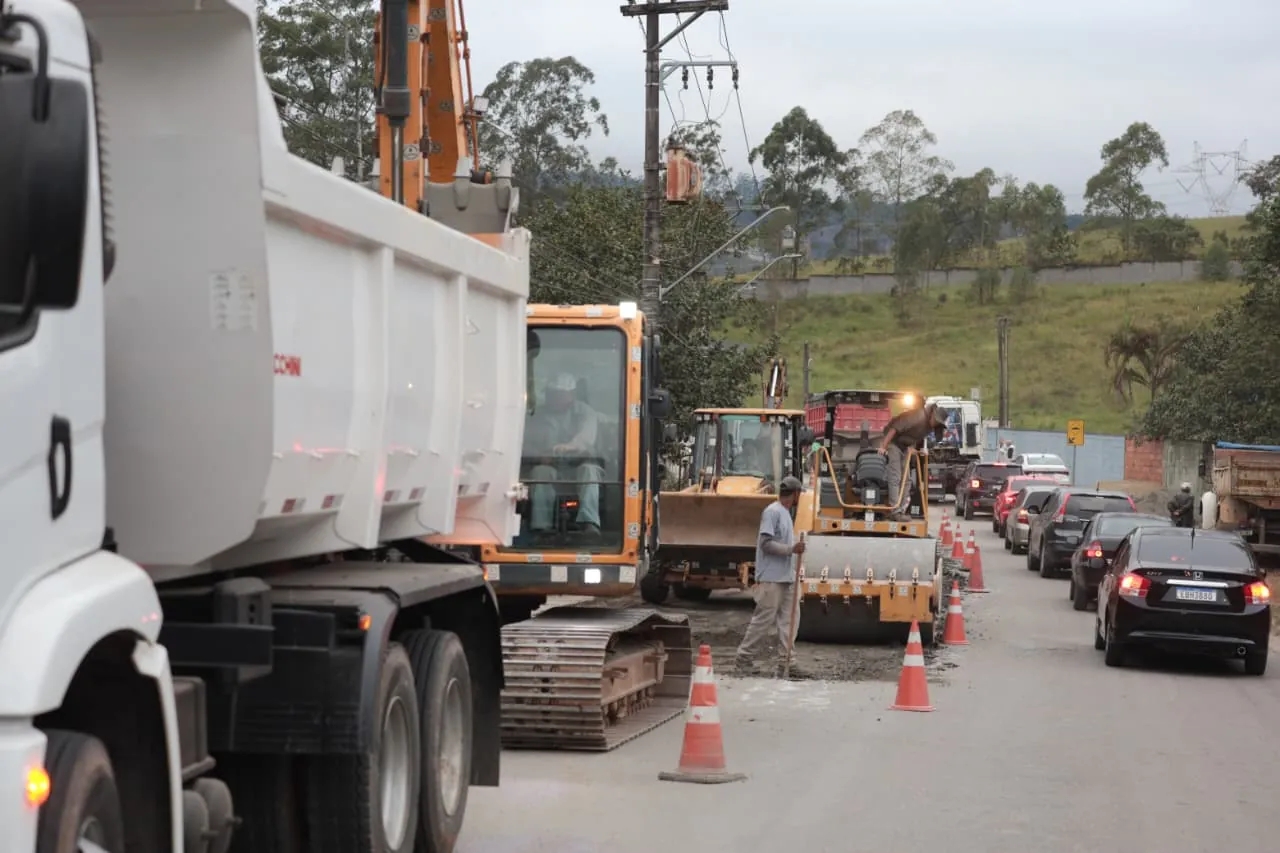 Suzano oficializa início das obras de requalificação da rua Guilherme Garijo