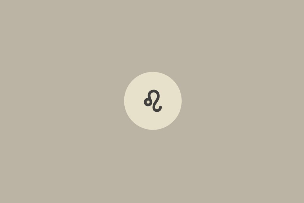Imagem minimalista com fundo bege claro e o símbolo do signo de leão centralizado dentro de um círculo em tom mais claro