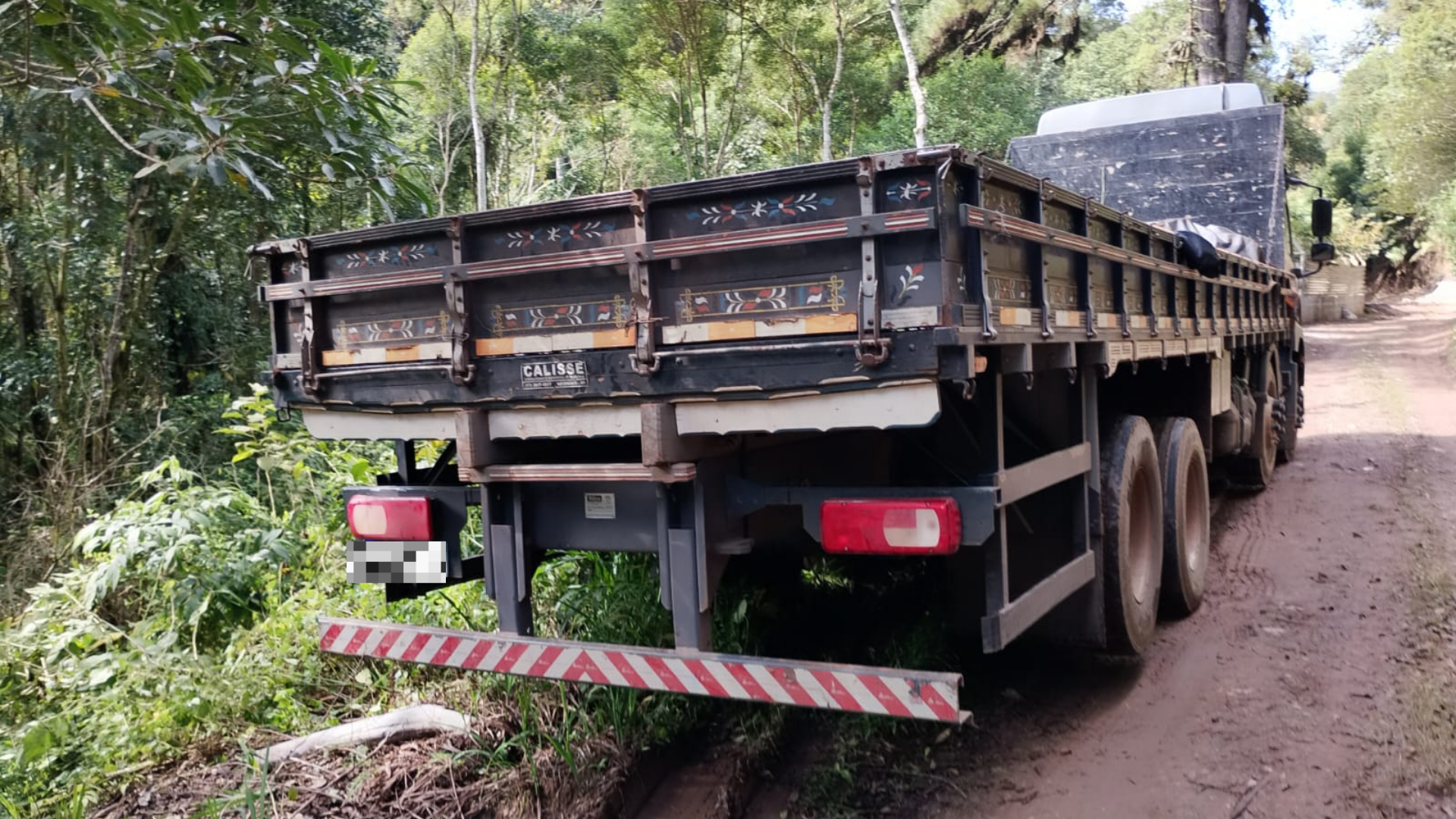 PM recupera caminhão avaliado em mais de R$ 550 mil, em Mogi das Cruzes